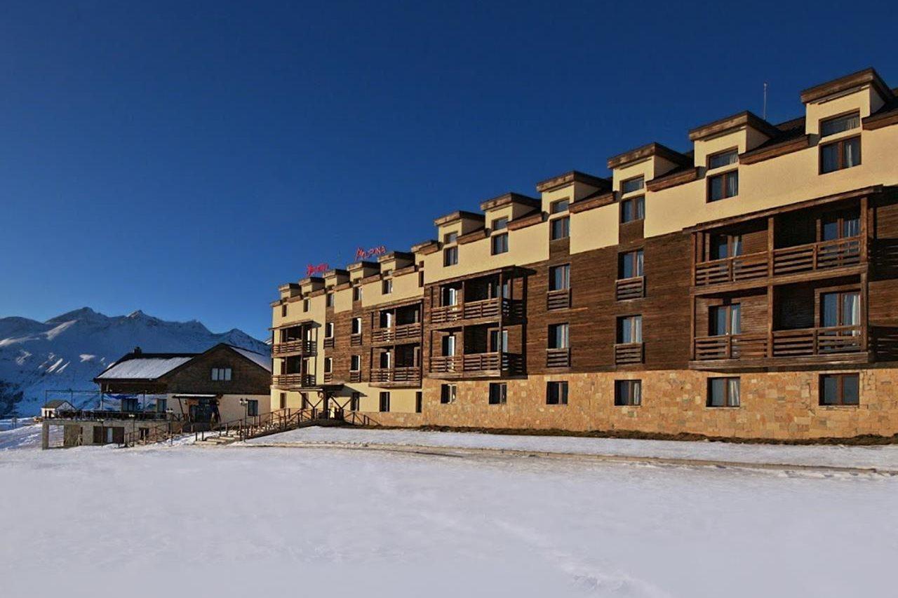 Alpina Hotel Gudauri Exterior photo